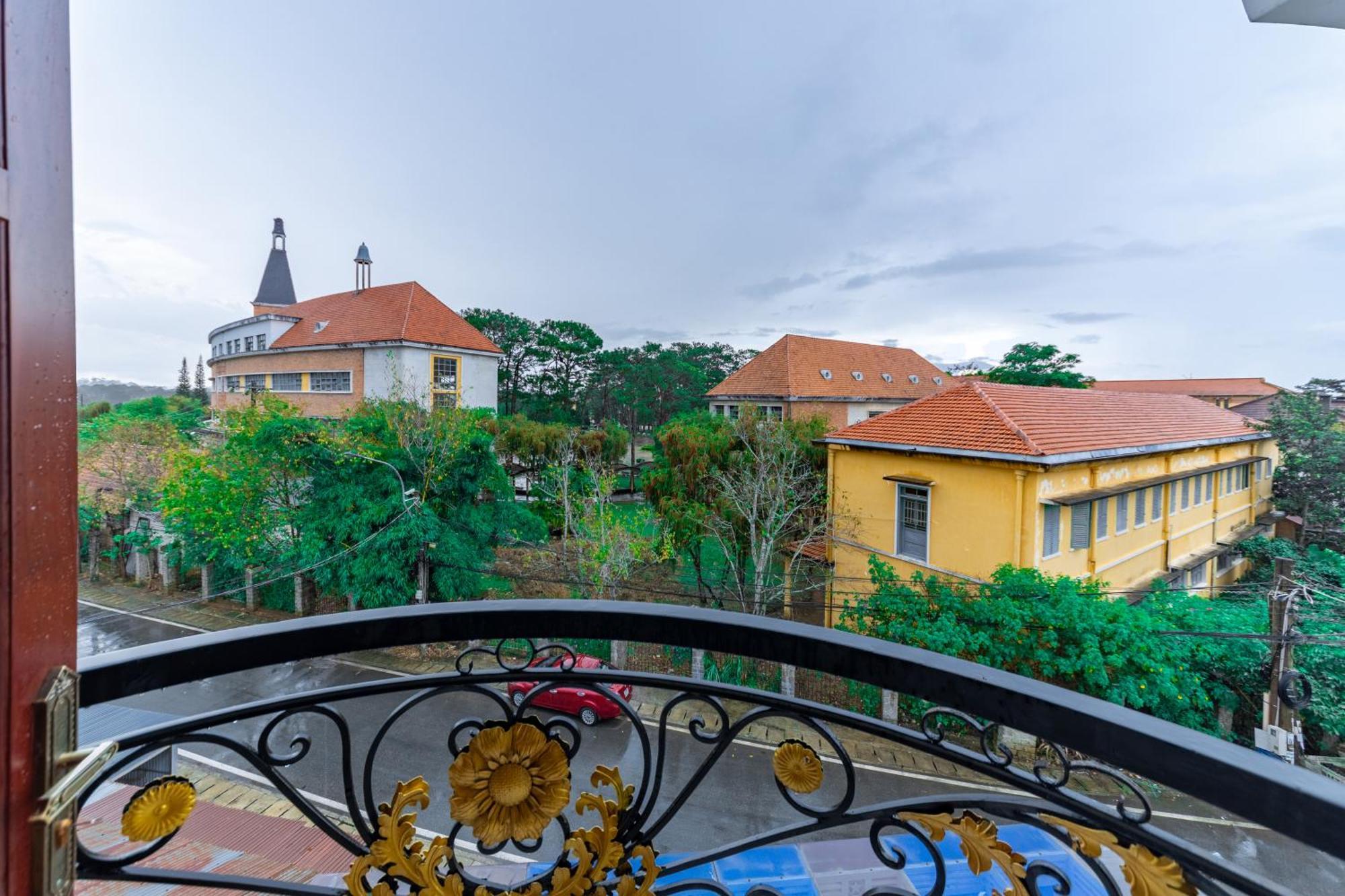 Xuan Truong Luxury Dalat Hotel Exterior photo