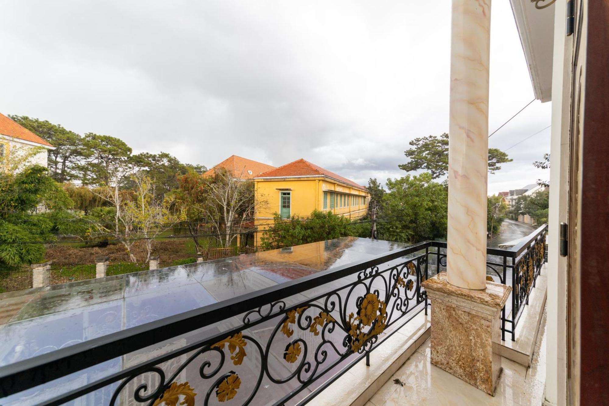 Xuan Truong Luxury Dalat Hotel Exterior photo