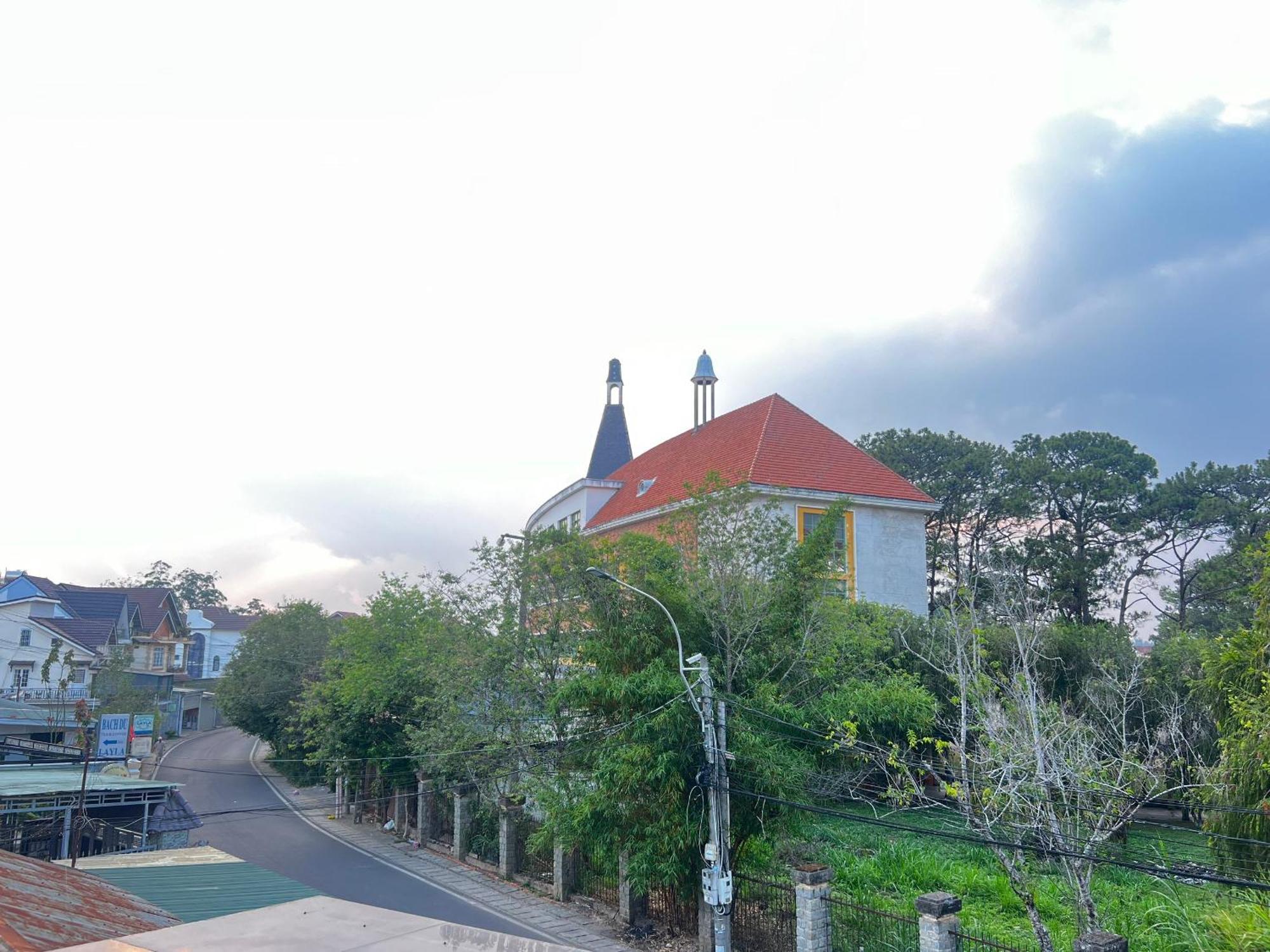 Xuan Truong Luxury Dalat Hotel Exterior photo