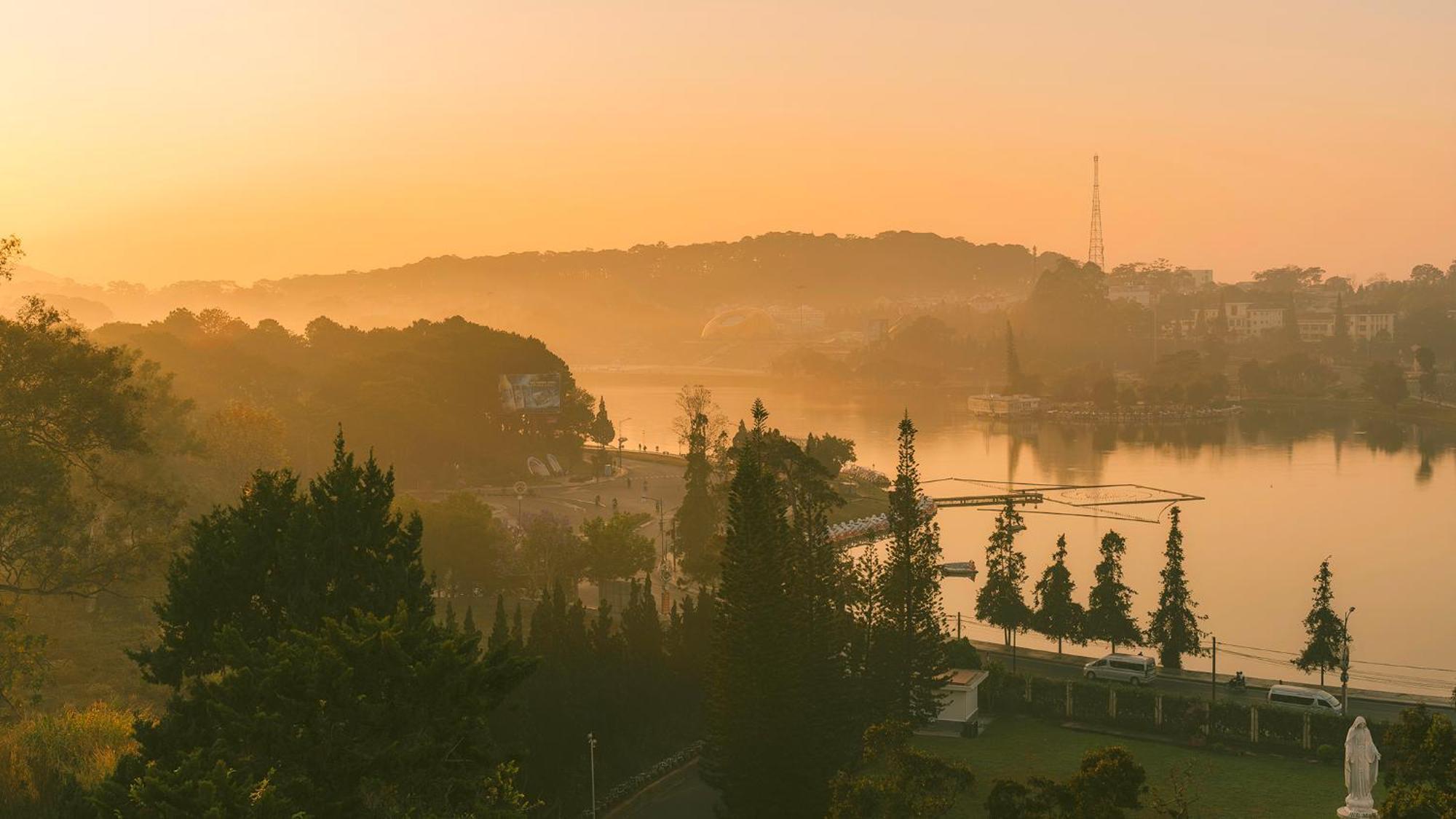 Xuan Truong Luxury Dalat Hotel Exterior photo